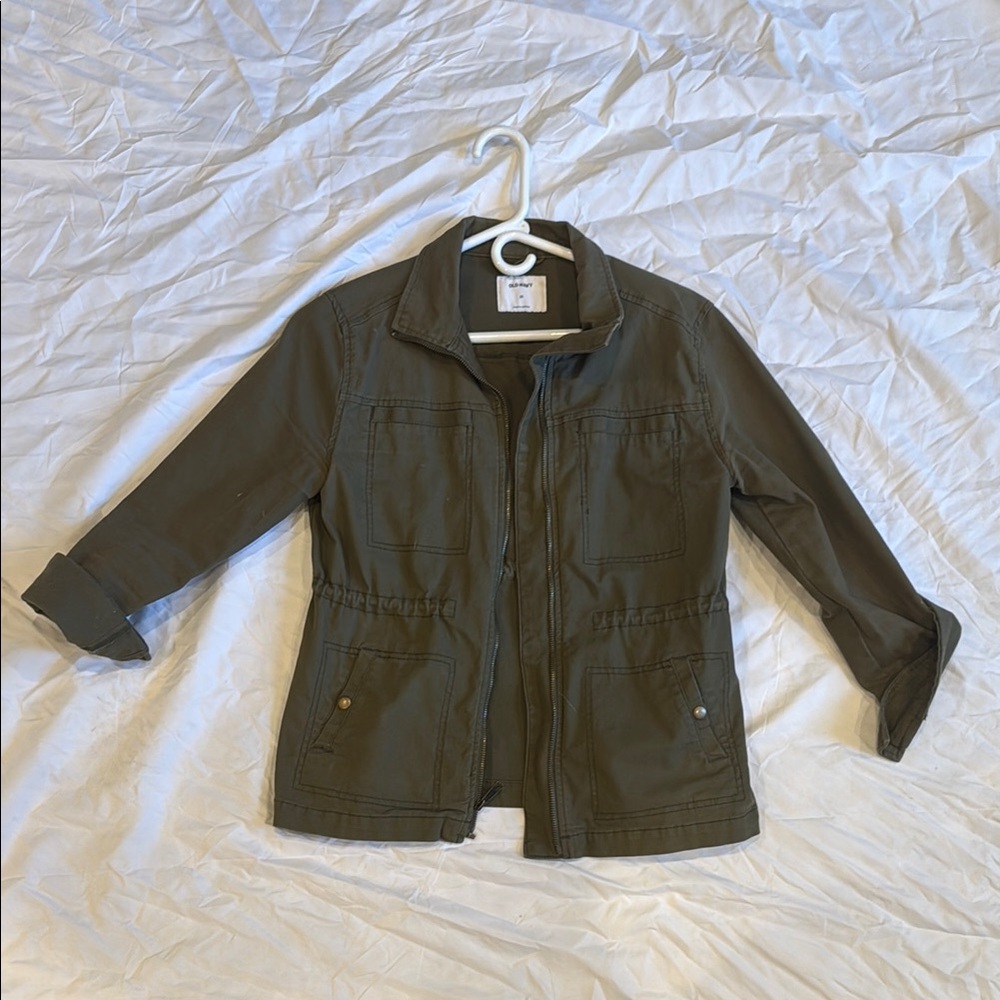 Olive Green Utility Jacket with 3/4 Sleeves and Relaxed Fit